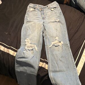 Light Wash Distressed Women’s Jeans - Light Blue